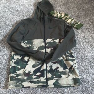 Nike dri-fit Camo full zip hoodie